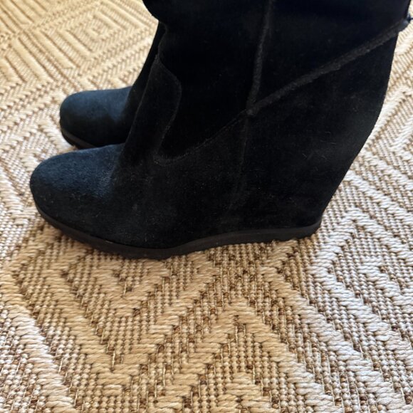 RARE!🔥Gently worn UGG Australia wedge knee high boots. - Picture 6 of 9